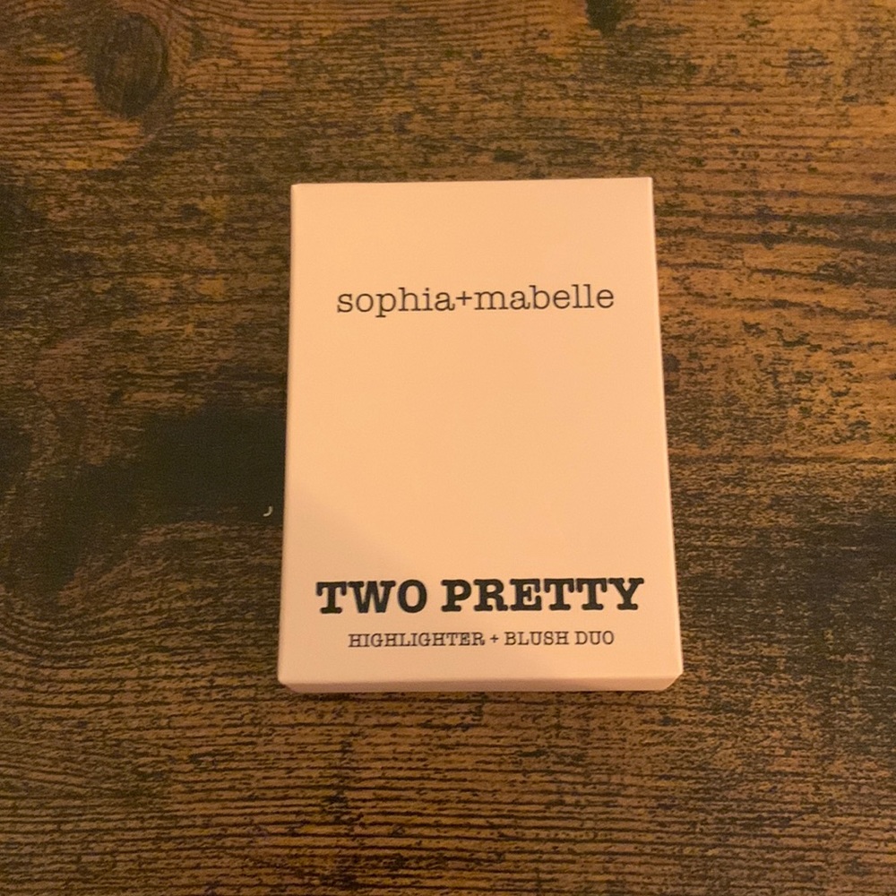 Sophia + Mabelle Two Pretty Champagne Highlighter and Bubbly Blush Duo